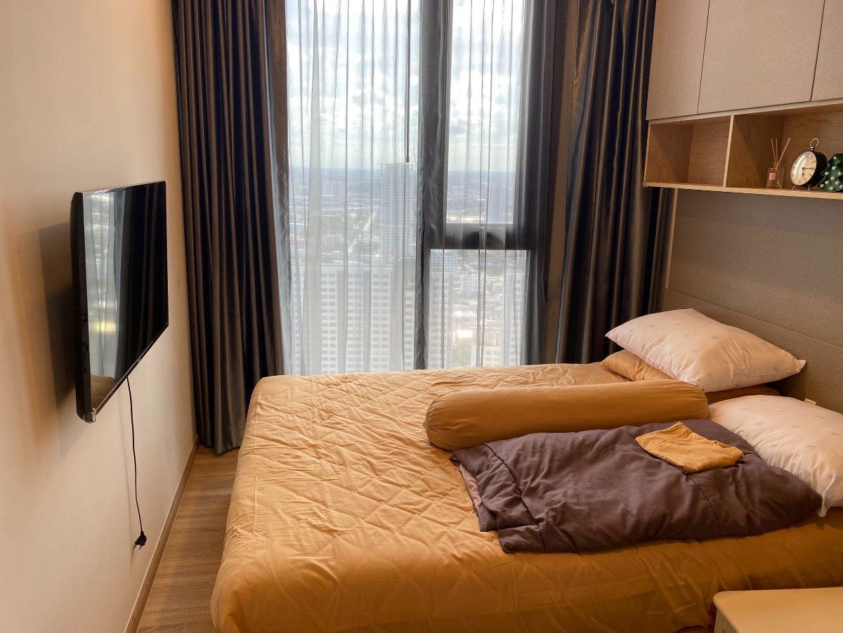 Available Now!! The Line Phahol-Pradipat  Close to BTS Saphankwai Fully Furnished