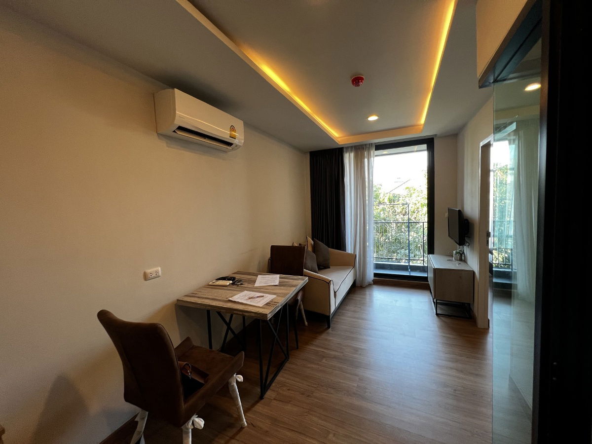 Condo for rent The Unique Ekamai - Ramintra size 31 sq.m. rent 14,000 / month.