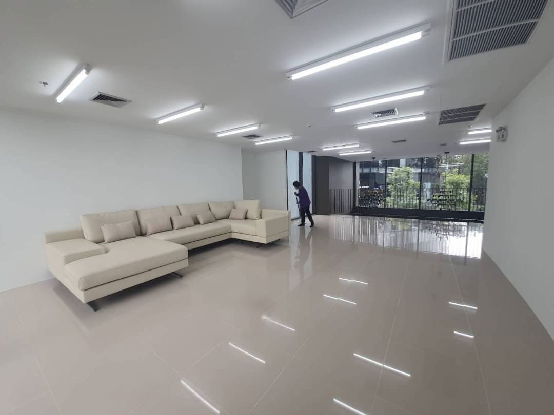 🔥Shop in Frist floor Whizdom Essence near True Digital Park🔥