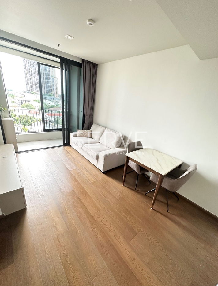 1 Bed with Bathtub & Washlet 45 sq.m. Good Location Close to BTS Thong Lo 500 m. at Ideo Q Sukhumvit 36 Condo / For Rent