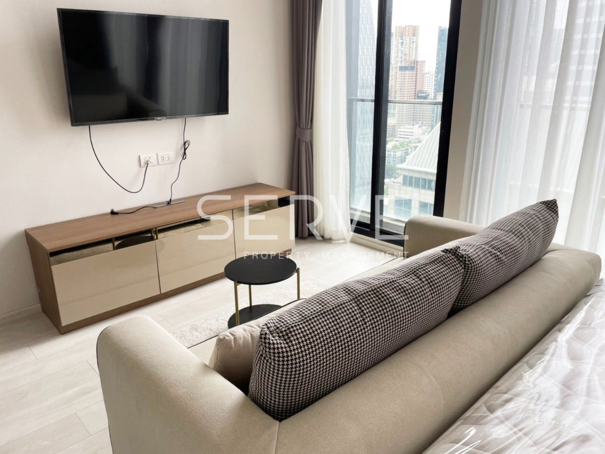 🔥Studio with Partition High Fl. 25+ Perfect Location BTS Phloen Chit at Noble Ploenchit Condo / Condo For Rent