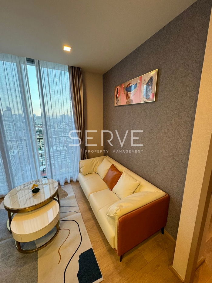 Nice Room 1 Bed 35.3 sq.m. High Fl. 15+ Good Location Close to BTS Phrom Phong 500 m. / For Rent-Noble Around 33