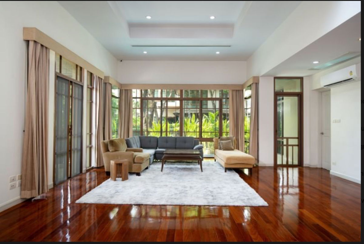 BaanSiri sukhumvit67. Private pool villa 4beds 450sqm. Line id: @pfagent