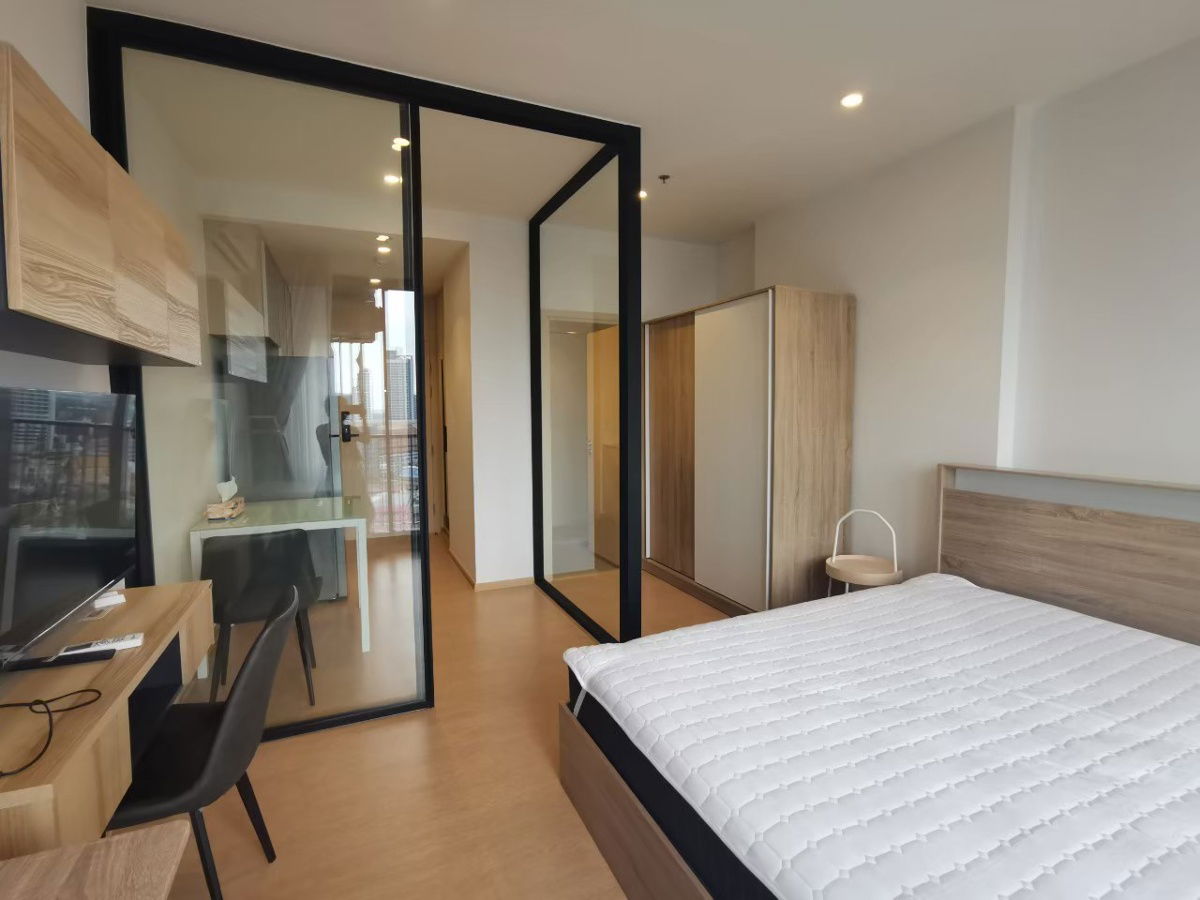 Maru Ekkamai 2, 20th fl., Pet Friendly. in sukhumvit near bts station