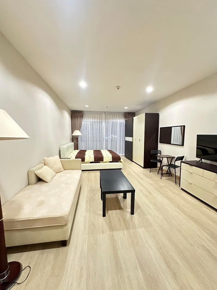 PTNM102 公寓出租，白金公寓，17 楼，城市景观，44 平方米，1 间卧室，1 间浴室，18,000 泰铢。