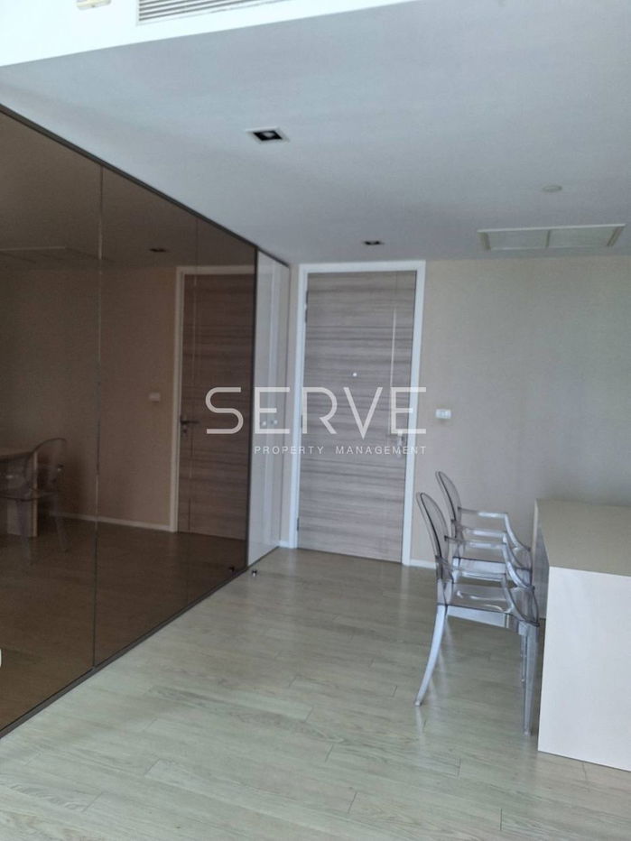 ရေချိုးကန်ပါသော အိပ်ခန်းကျယ် ၁ ခန်း တည်နေရာကောင်း MRT Phetchaburi 520 m အနီး။ & BTS Sukhumvit 700 m- The Room Sukhumvit 21 (The Room Sukhumvit 21)