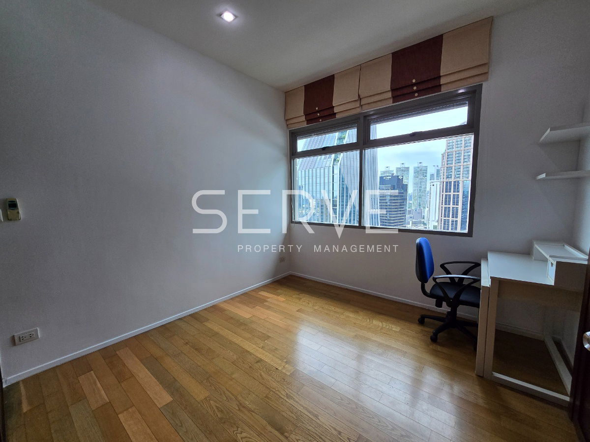 Nice Room 3 Bed Good Location Close to BTS Phrom Phong 200 m. @ The Madison