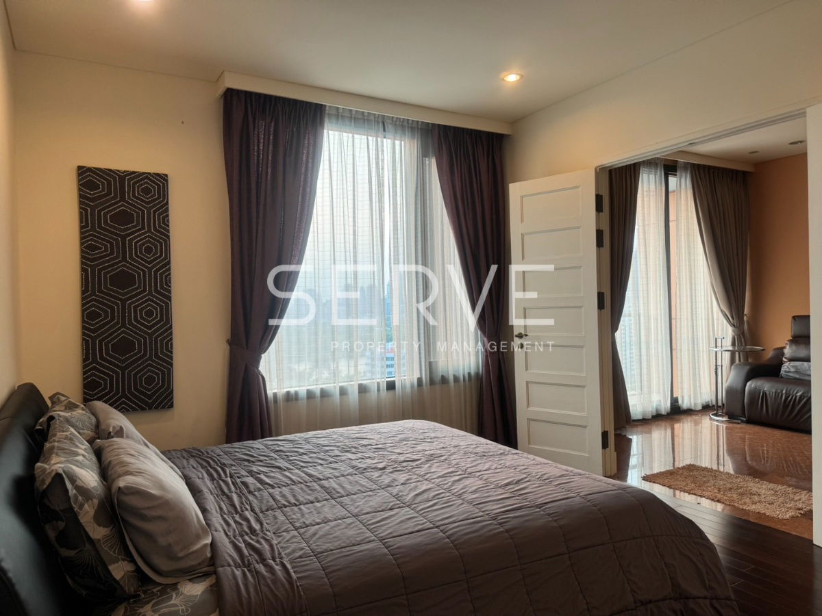 1 Bed with Bathtub & 1 Living Room Good Location BTS Phrom Phong and Benjasiri Park at Aguston Sukhumvit 22  Condo / For Rent