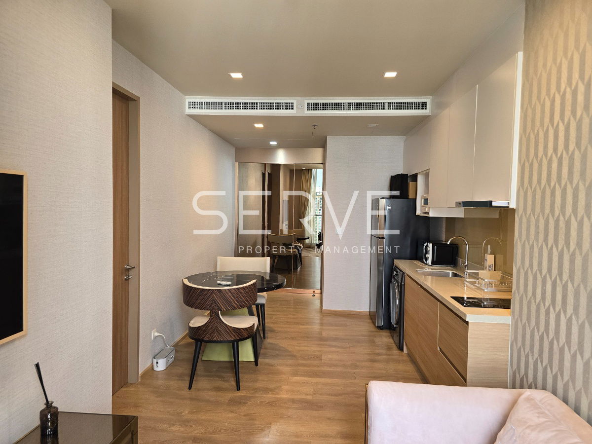 Modern Style 1 Bed Nice Decorate New Condo Good Location Close to BTS Phrom Phong  @ Noble Around 33