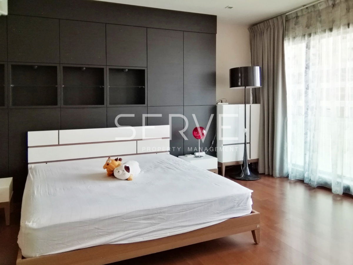 Modern Style Studio Unit with Bathtub 45.87 sq.m. at Directly connecting to BTS Thong Lo at Noble Remix Condo / For Rent