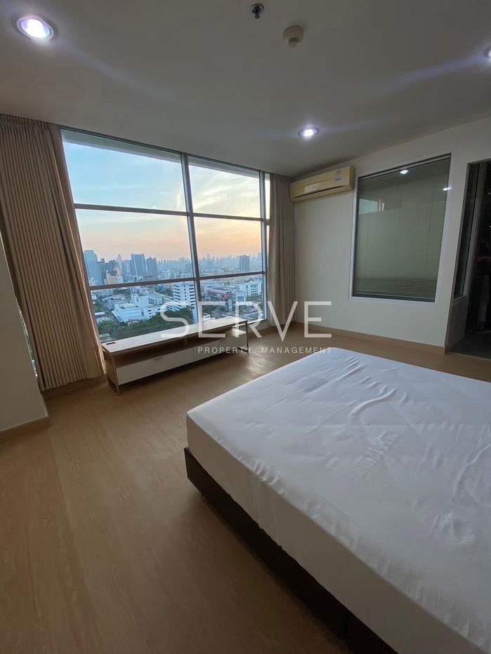 2 Beds 2 Baths Fully Furnished Perfect Location MRT Ratchadaphisek 0 m.  @ Rhythm Ratchada