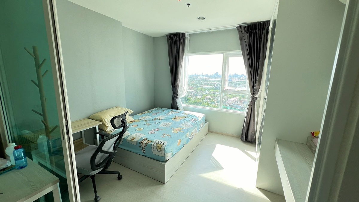 Condo for rent: Aspires Erawan, ready to move in. If interested, contact Line @goodmanpro or call 0999029192.