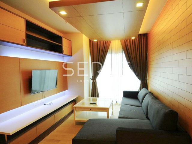 Newly Renovated 1 Bed with Bathtub Unit BTS Phrom Phong 200 m. at Noble Refine Condo / Condo For Rent