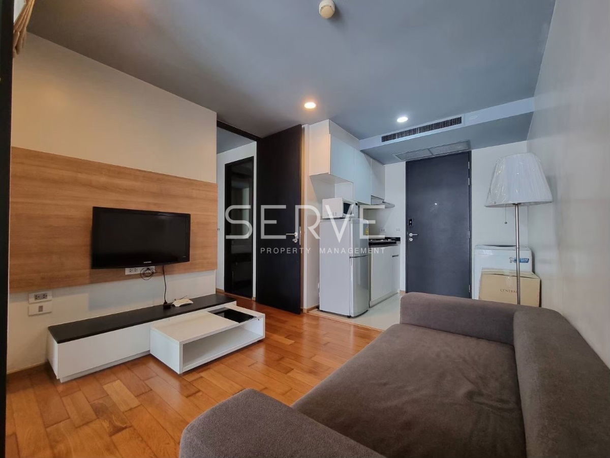 1 Bed 36 sq.m. Good Location Close to BTS Phloen Chit 900 m. at The Tempo Ruamrudee Condo / For Rent