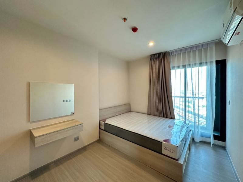 Condo for rent: Aspire Erawan Prime, ready to move in. If interested, contact Line @goodmanpro or call 0999029192.