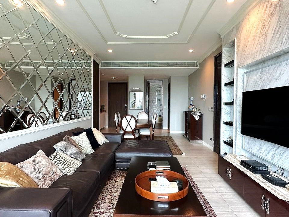 🌟LineID : @Homelisting (With@) 🌟185 Ratchadamri 2 Bed 2 Bath Available!!