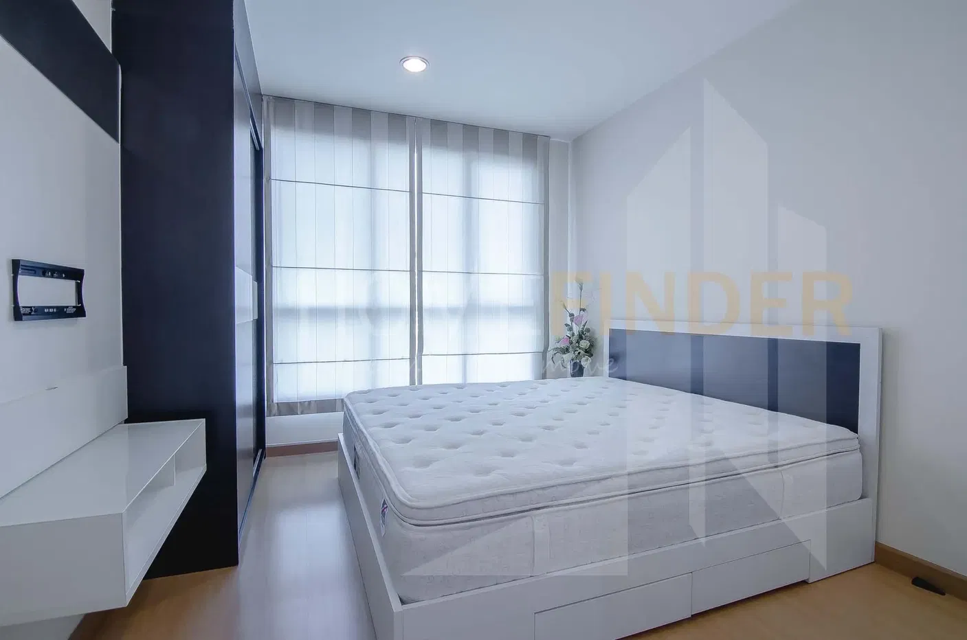 Life @ Sukhumvit 2 bedrooms, for rent