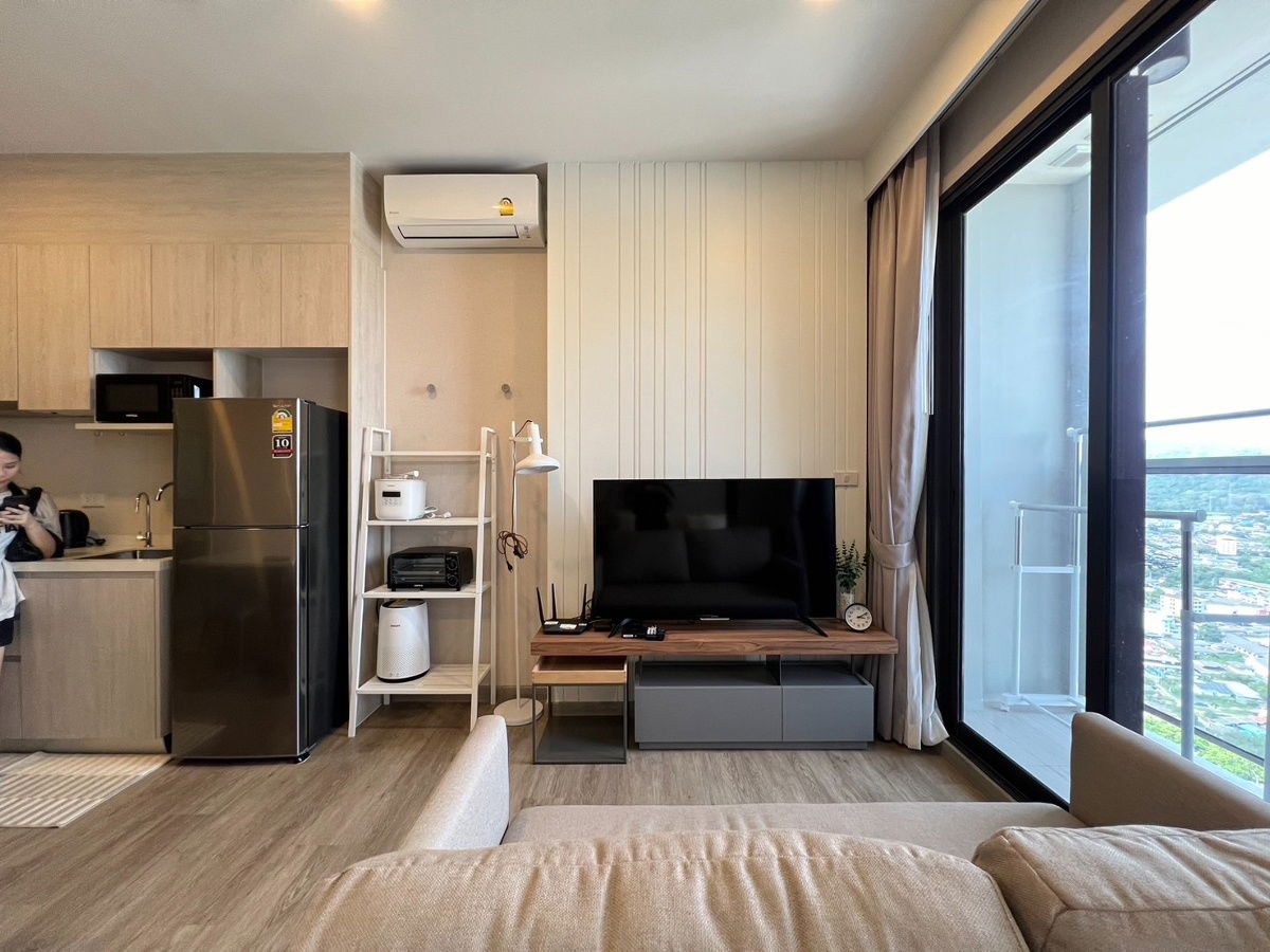 Condo in front of Robinson keen Sriracha 15,000 baht