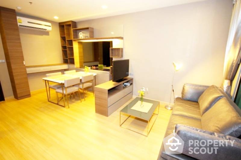 1-BR Condo at Sky Walk Residences near BTS Phra Khanong (ID 824346)