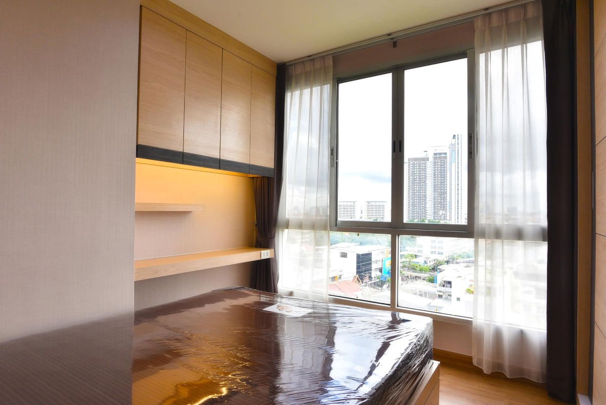 TBS03 Condo For Rent The Tree Bang Po Station Beautiful Room Fully Furnished Special Price