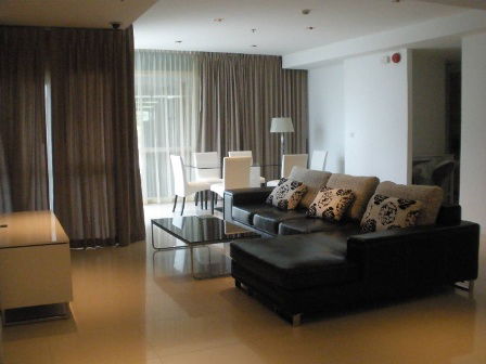 LTHC10679–Athenee Residence FOR RENT 2 beds 2 baths size 130 Sq.m. Near BTS Phloen Chit Station ONLY 100k/month