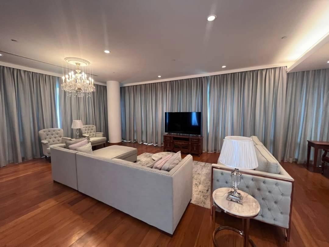 LTHC10699–185 Rajadamri 出租 3 床 4 浴室 面积 298.86 平方米。