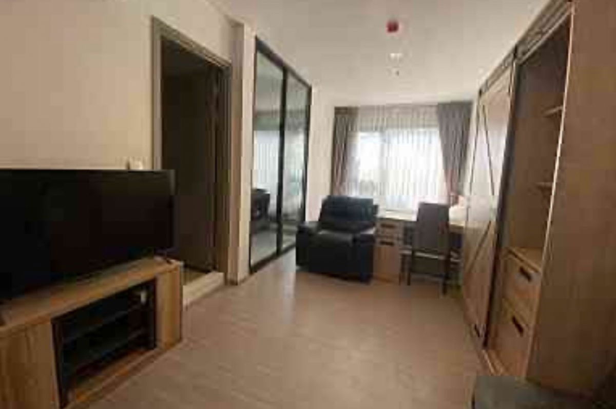 for rent Life Asoke Hype. Studio 27sqm. Line id: @pfagent