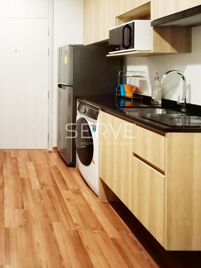 Corner Unit 1 Bed  Large Room Good View MRT Thailand Cultural Centre 80 m.  @ Noble Revolve Ratchada 2