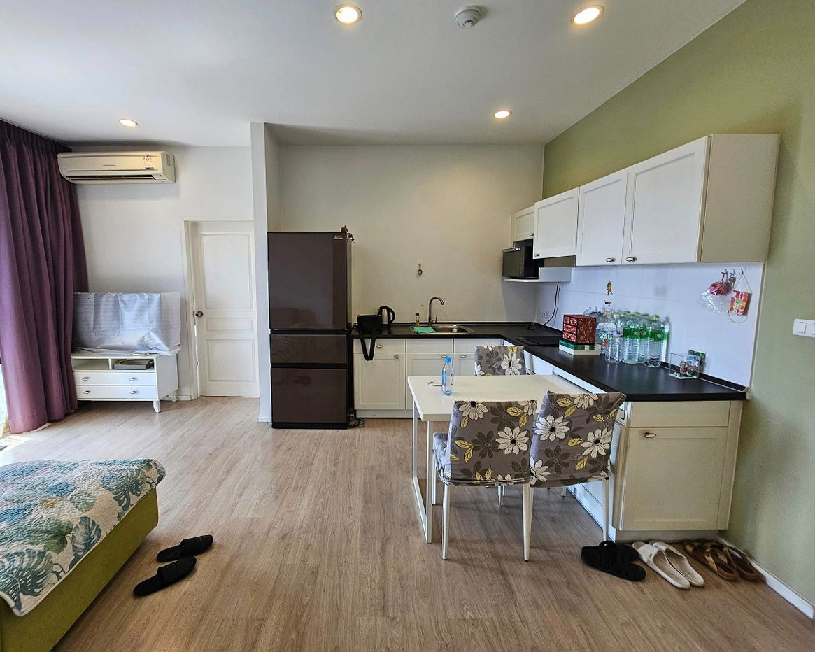 G8153🚨ลูกค้าชาวจีน กรุณาเพิ่ม WeChat (ข้างรายละเอียดการติดต่อ) 🅵🅾🆁 🆁🅴🅽🆃 S1 พระราม 9 🅻🅸🅽🅴 ❤️💜@condopremium💜❤️พร้อมเข้าอยู่ ⬛🟨 📞 065 695 3645🟨⬛