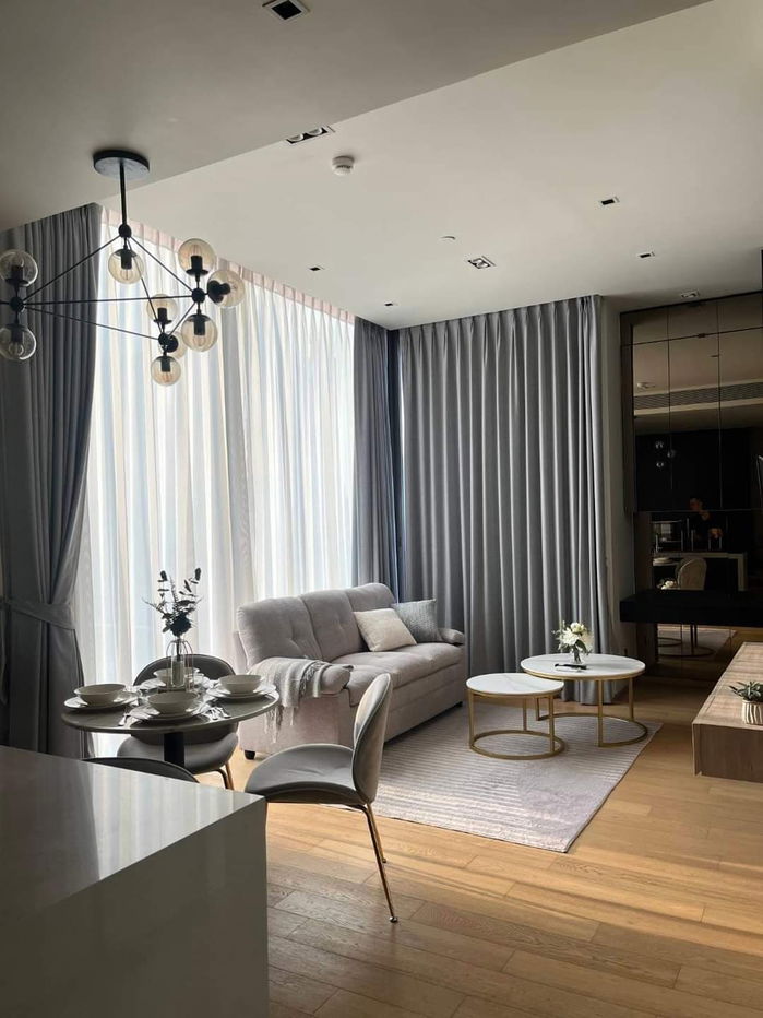 P165 Condo for rent 28Chidlom, 2 bedrooms, beautiful room, next to the BTS, convenient travel, fully furnished, ready to move in