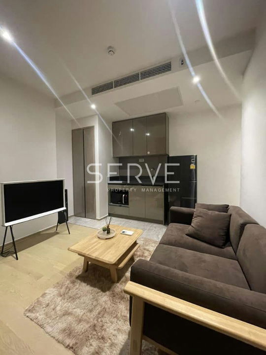 1 Bed Large Room Good Location MRT Phra Ram 9 150 m. and CentralPlaza @ Ashton Asoke - Rama9