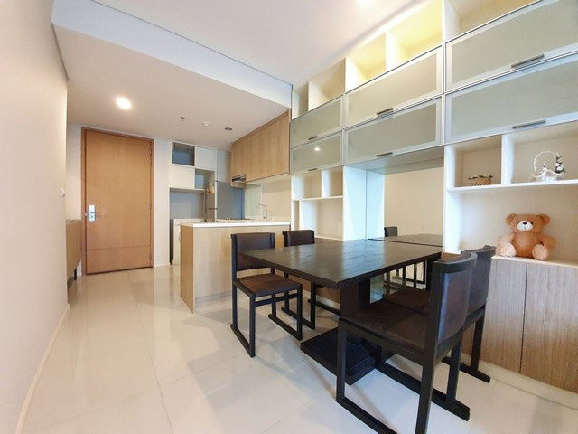 YR4495 Villa Asoke Condo For RENT