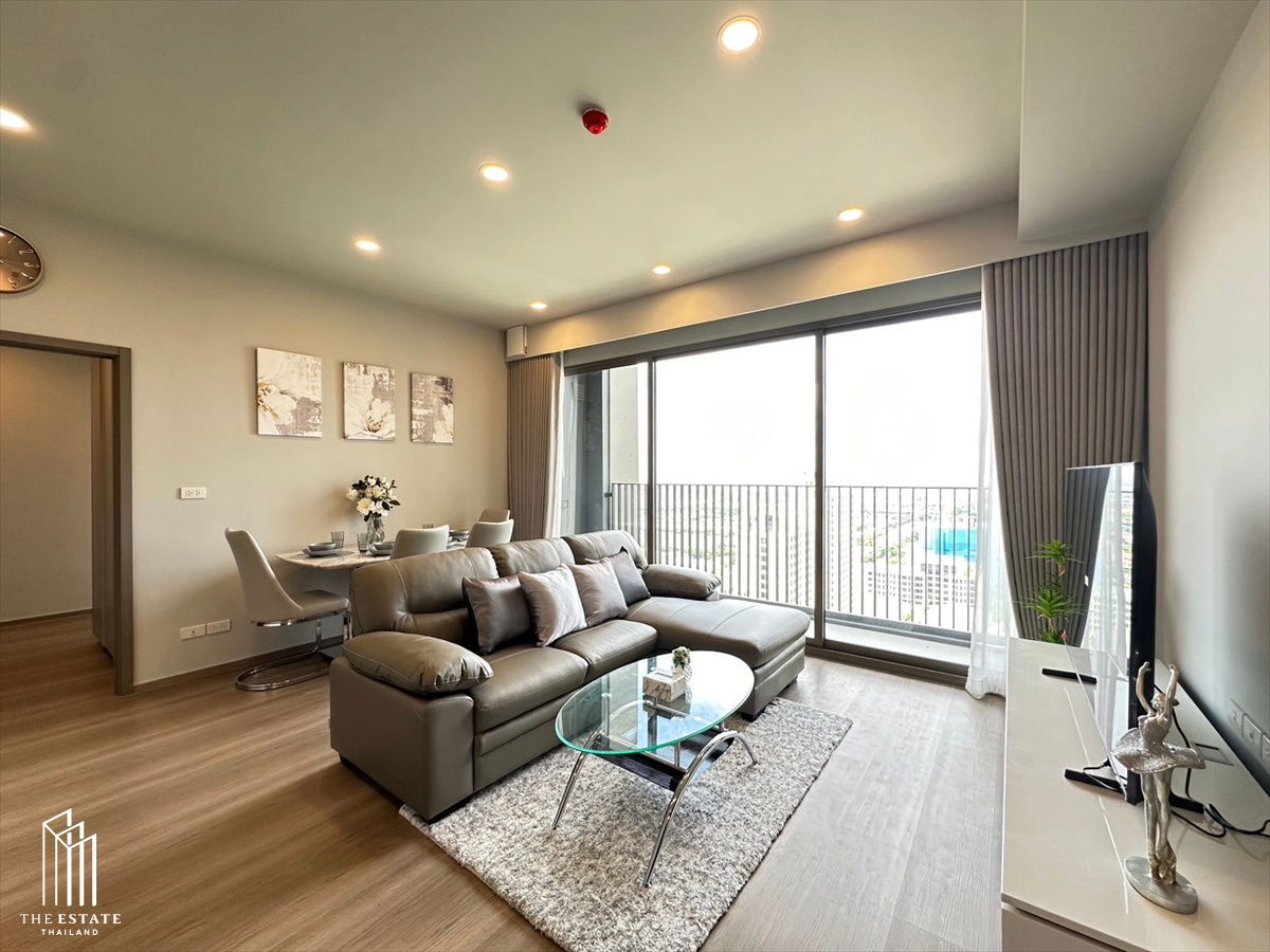 For Rent: Whizdom The Forestias (Destinia) The largest 2-bedroom unit on the floor with a balcony overlooking the project's 30-rai forest garden view.