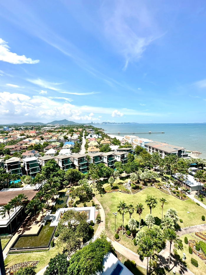 For rent: Casalunar Paradiso 1 bed Building A - 59 sq m, 11th floor - sea view with private beach