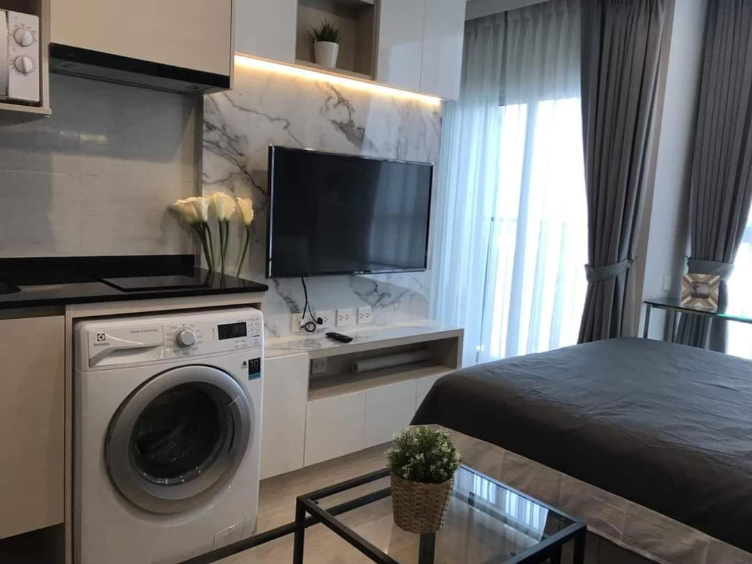 P216 Condo for rent Noble Revole Ratchada, good location next to MRT, beautifully decorated room, fully furnished, ready to move in, special price