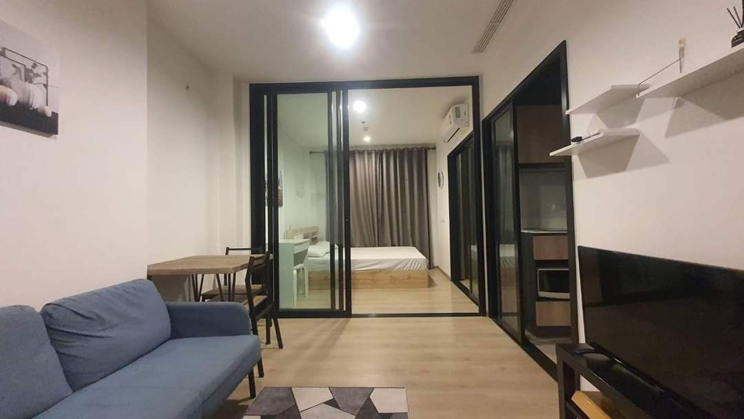P242 Condo for rent The Base Phetkasem, near MRT only 120 meters, beautiful room, fully furnished, very special price, has a washing machine