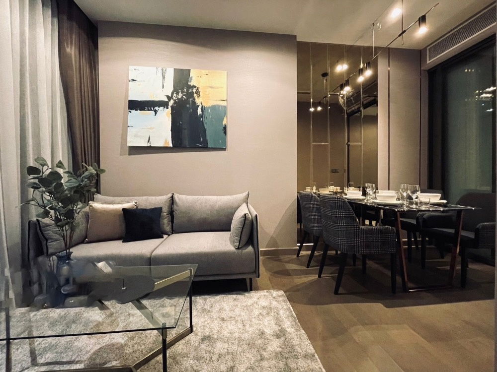 出租 The Esse 位于 Singha Complex 设施齐全（MRT PhetChaburi）