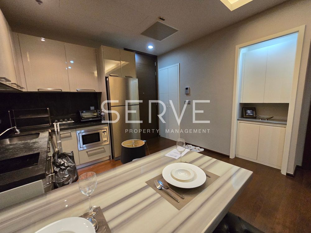 1 张床，带浴缸，漂亮的客房，豪华公寓，位置优越，靠近 BTS Thong Lo 700 m。