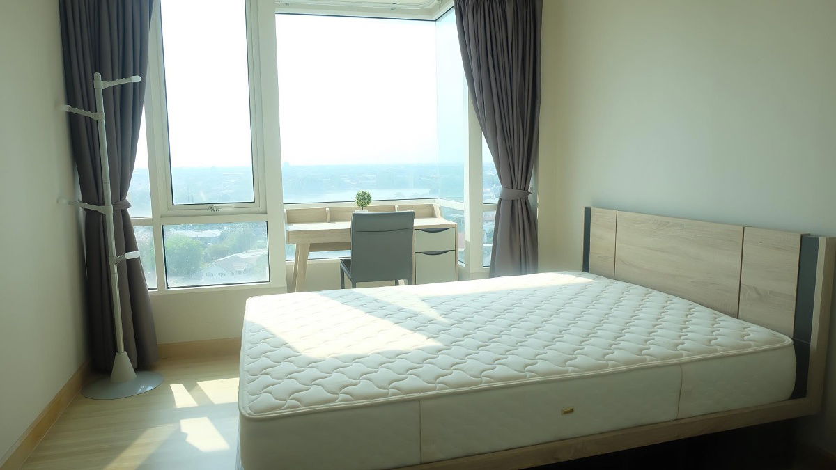 for rent 1-2 bedroom m society condo Mueang thong thani