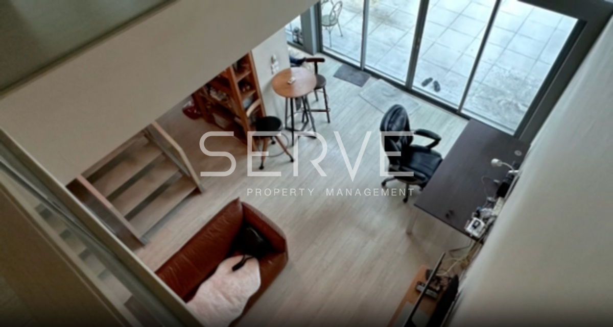 Duplex 2 Beds 3 Baths 142.81 sq.m Good Location Close to MRT Phetchaburi 520 m.& MRT Sukhumvit 700 m at The Room Sukhumvit 21 Condo / For Rent