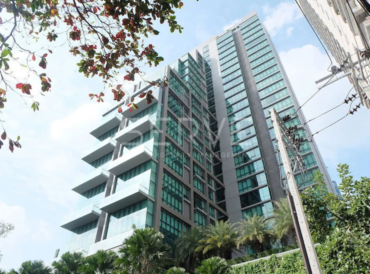 🔥28K🔥 - 1 Bed with Bathtub 51.35 sq.m. Nice Room & Good Location in Asoke Area MRT Phetchaburi 500 m. at The Room Sukhumvit 21 Condo / For Rent