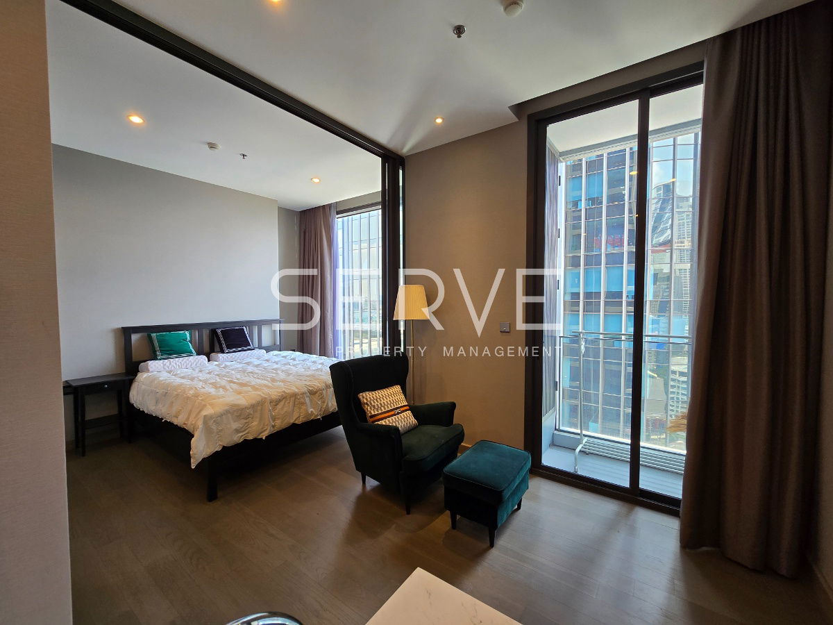 Best Price 1 Bed Good View Good Location Luxury Condo Fully Furnished Close to BTS & MRT Sukhumvit station @ The Esse at Singha Complex
