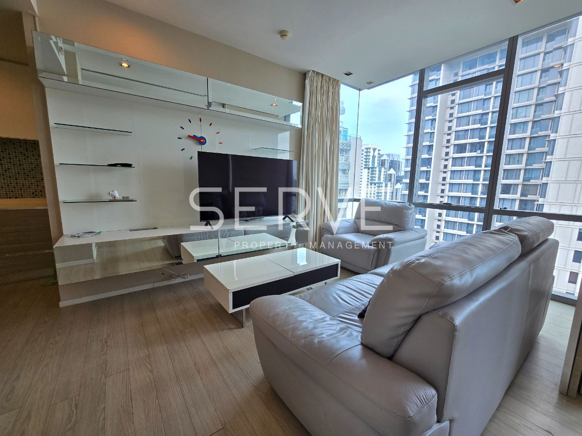 1 Bed with Bathtub High Fl.20+ Good Location MRT Sukhumvit 700 m. & BTS Asok 800 m. at The Room Sukhumvit 21  Condo / For Rent