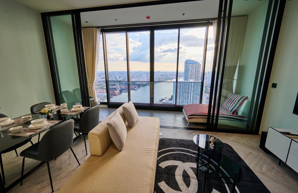 for rent Chapter Charoen Nakorn. 2beds 79sqm. Line id: @pfagent