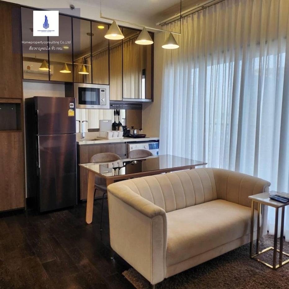 For rent at Park Origin Thonglor Negotiable Line ID: @Condobkk (with @)