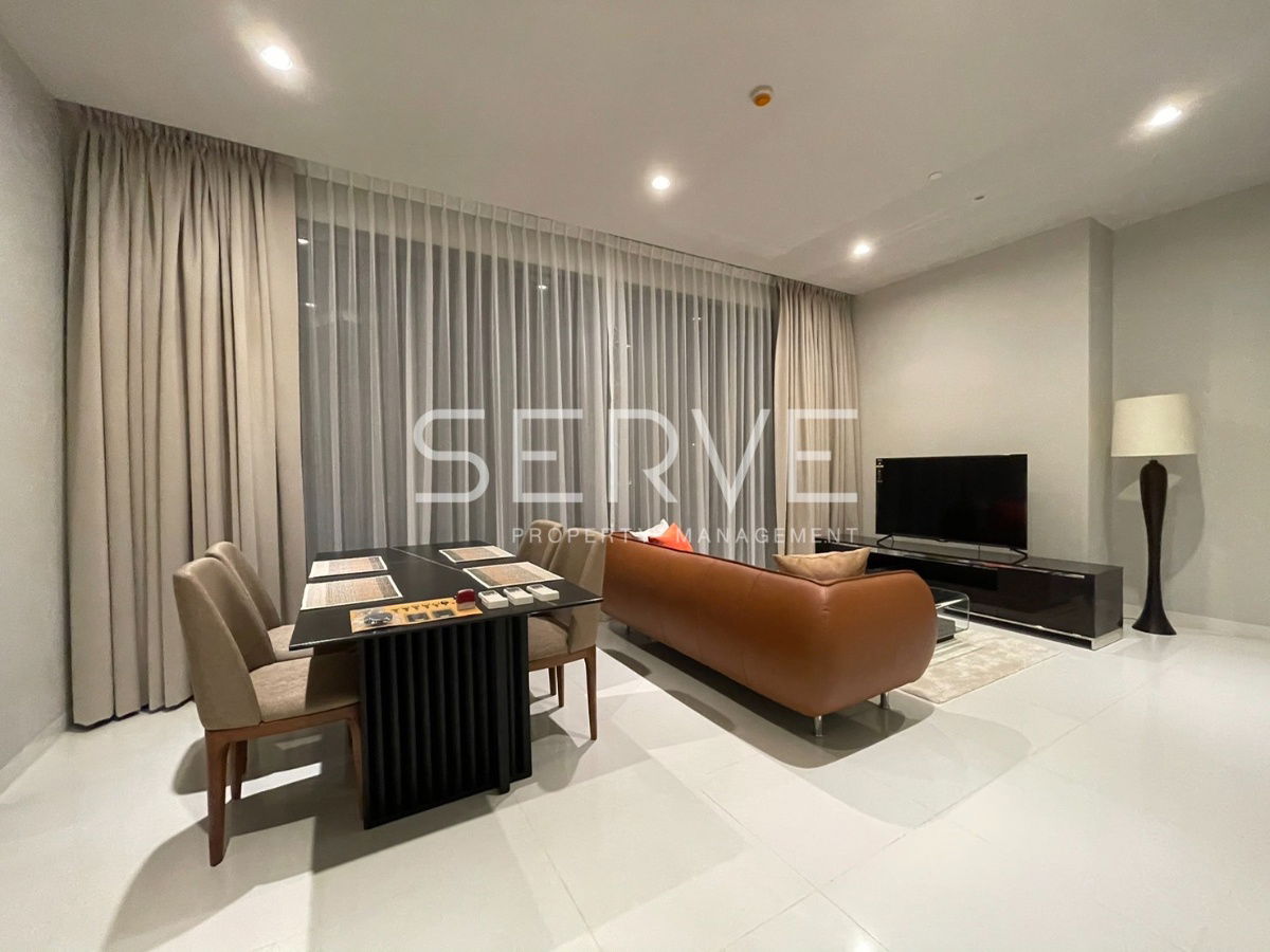 2 Beds with Bathtub 102 sq.m. Ultra Luxury Condo Good Location BTS Phrom Phong 150 m. at VITTORIO Condo / For Rent