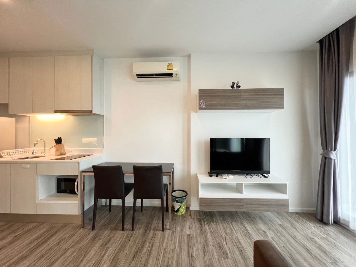 KNIGHTSBRIDGE THE OCEAN SRIRACHA 10,000 bath