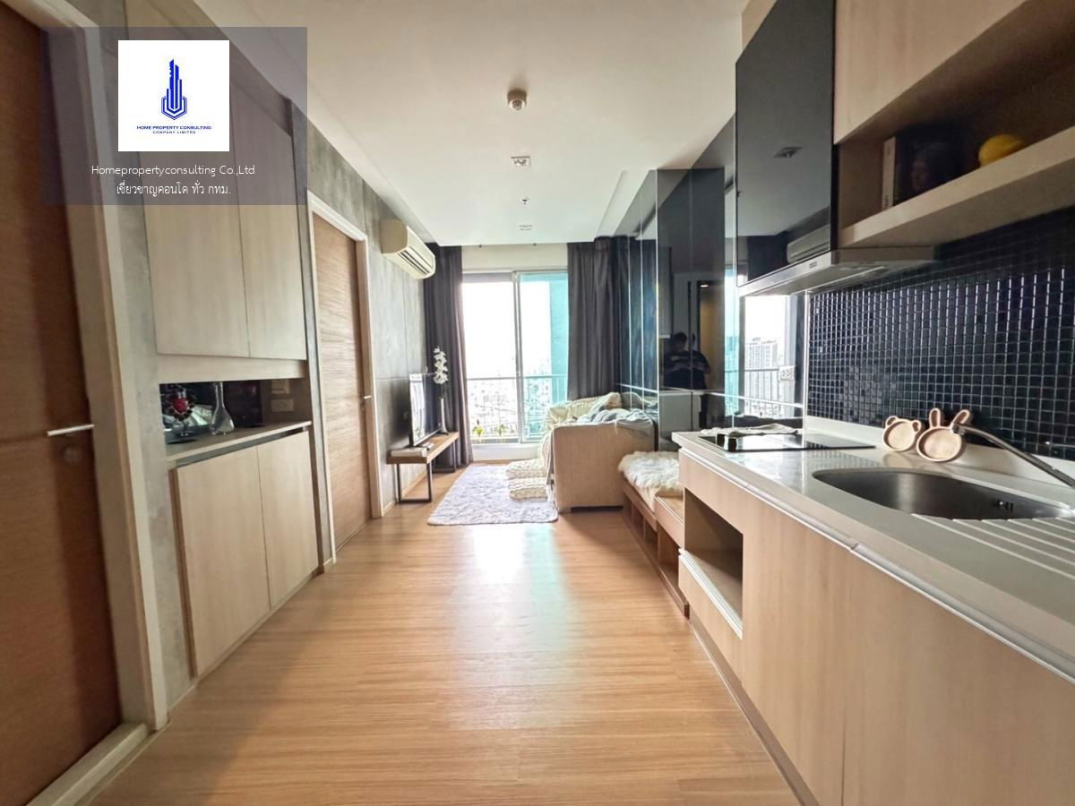 For rent at Rhythm Sukhumvit 50, More Rooms available, Fast response via LINE, Price Negotiable