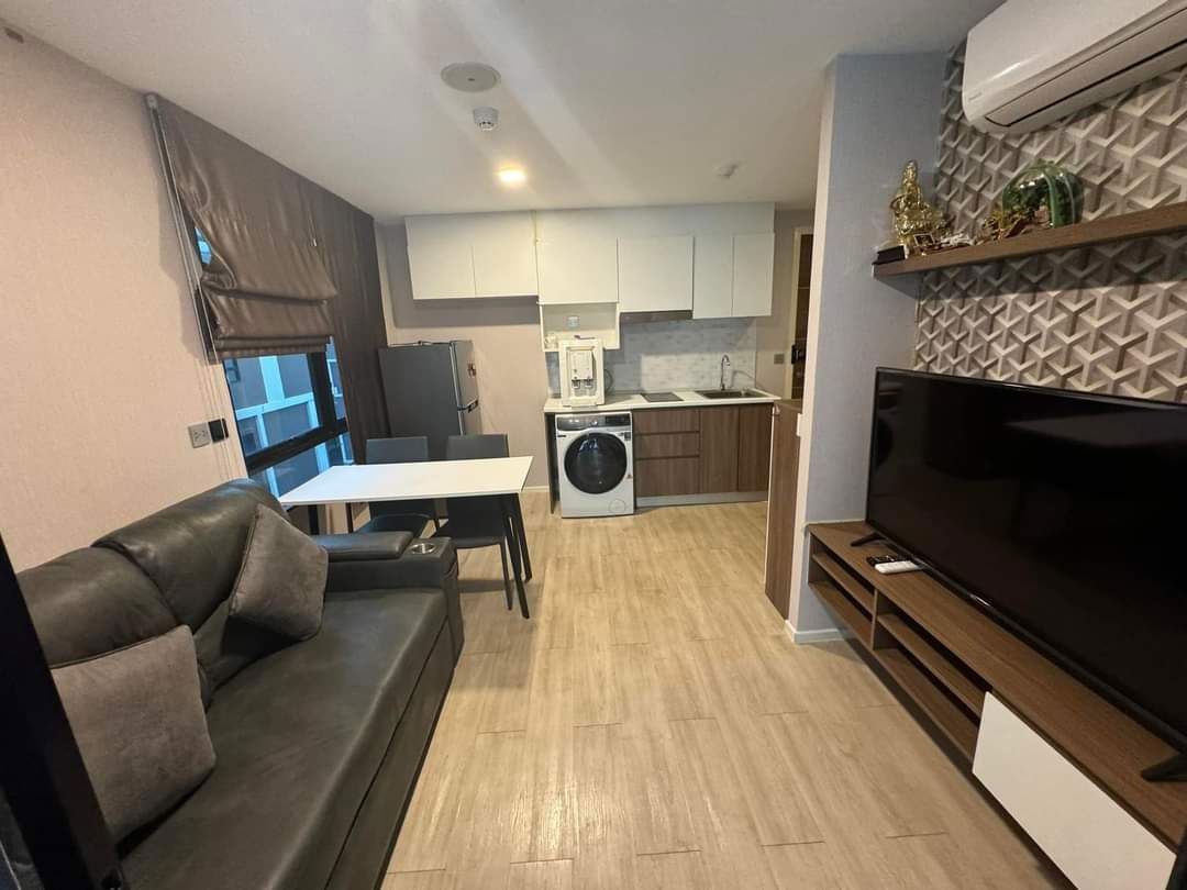 P312 Condo for rent Atmoz Lardprao71 (Atmoz Ladprao 71), good location, large corner room, beautiful room, fully furnished, has washing machine