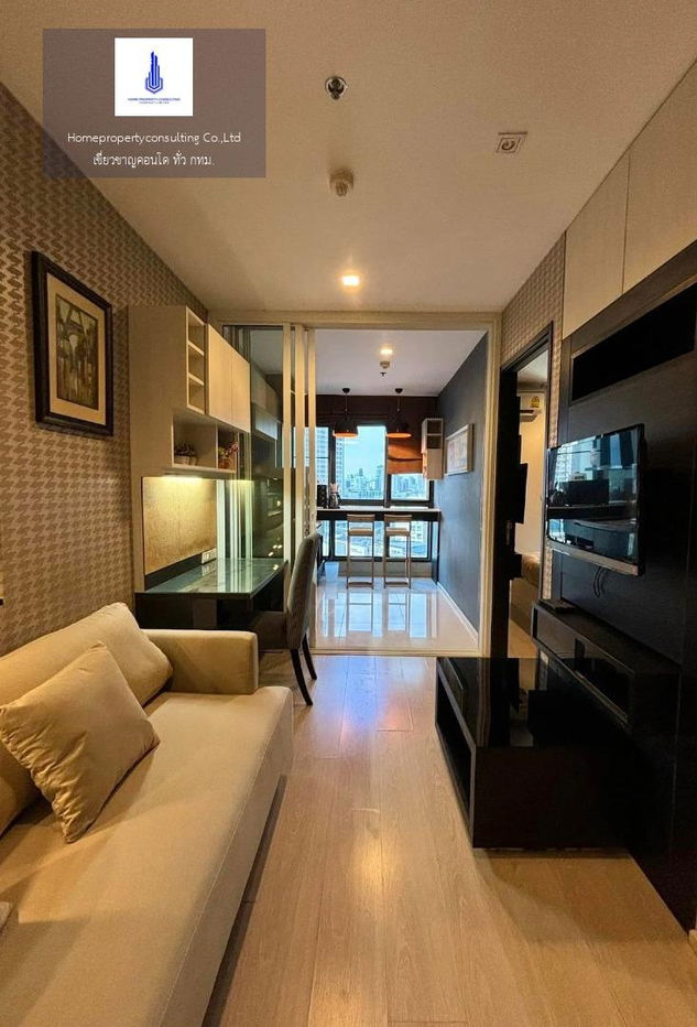 For rent at Rhythm Sukhumvit 44/1, More Rooms available, Fast response via LINE, Price Negotiable